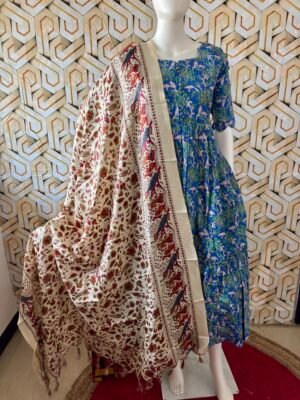 Floral design dupatta
