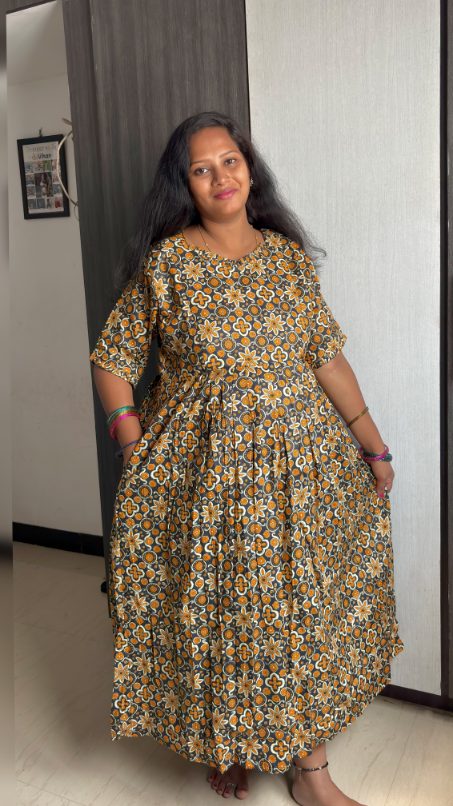 Black rangoli design maxi