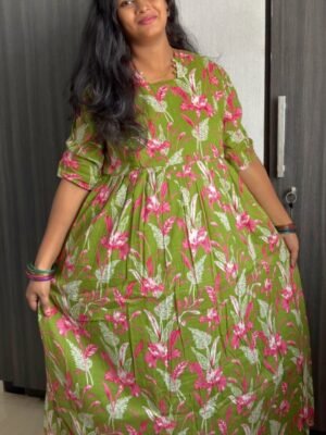 Pink flower design maxi